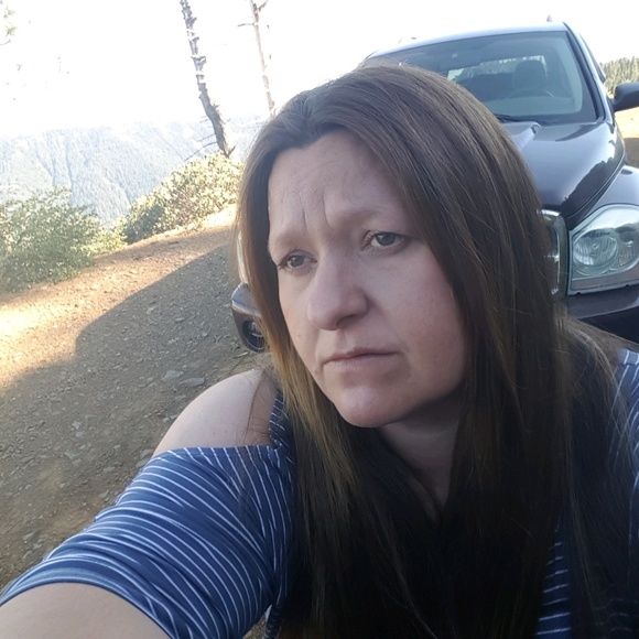 Meet your Posher, Sharee - Picture 1 of 1
